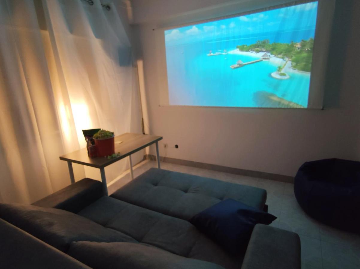 The Whale Beach House Atouguia Da Baleia Exteriör bild